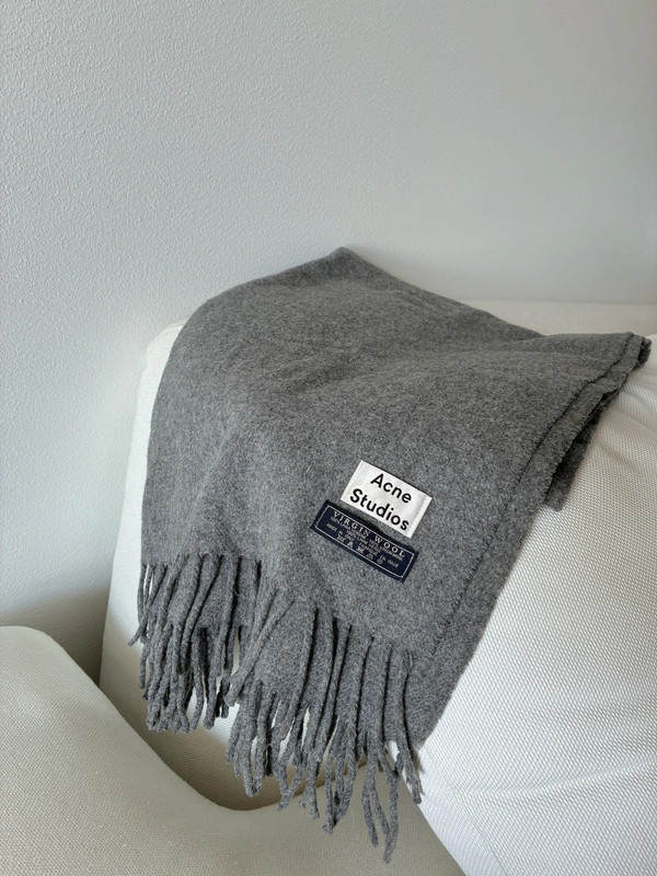 Acne wool scarf